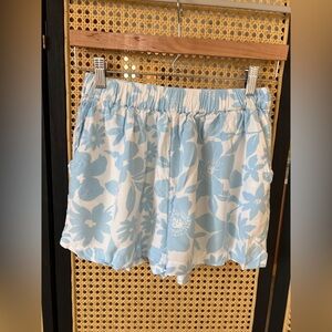Floral Blue and White billabong Shorts